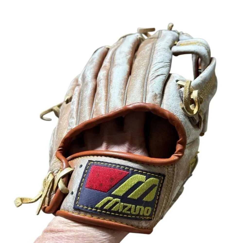 Mizuno MM5050 Max Flex Professional Model RHT 12” Baseball Glove - Picture 7 of 8